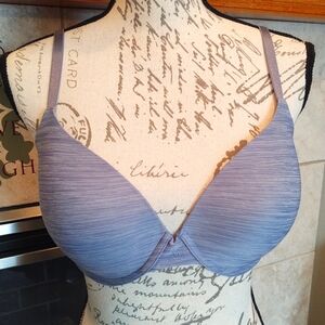 Bra 34 DD Light Blue Victoria Secret!